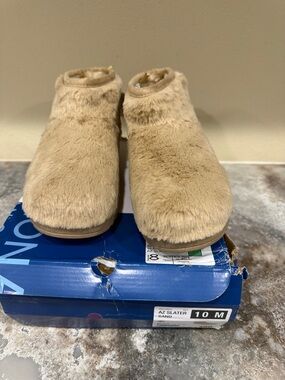 Arizona Jean Company Sand Faux Fur Ankle Booties